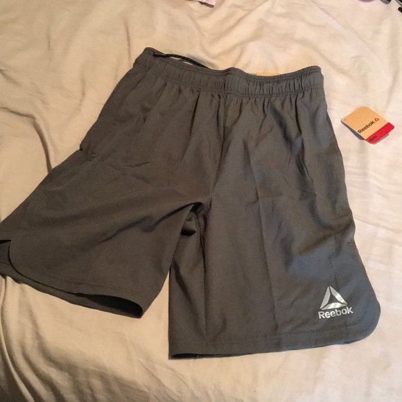 Reebok men shorts slim athletic but never worn - Picture 1 of 5